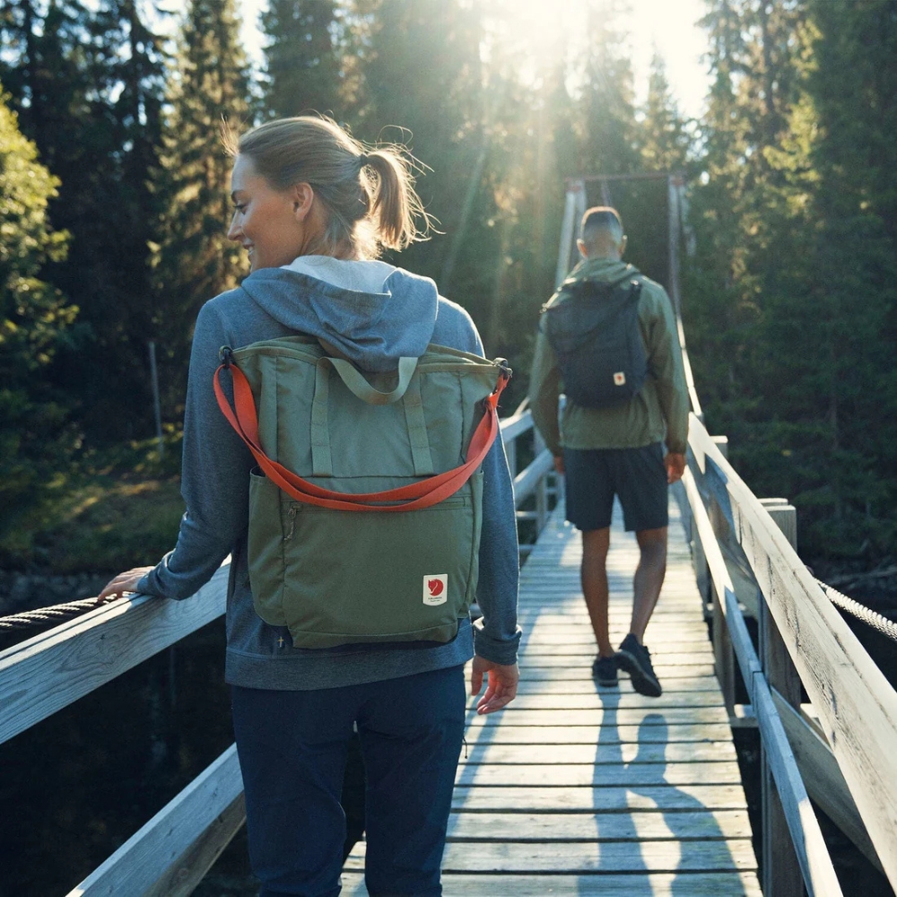 Load image into Gallery viewer, FJALLRAVEN High Coast Totepack - Mountain Green