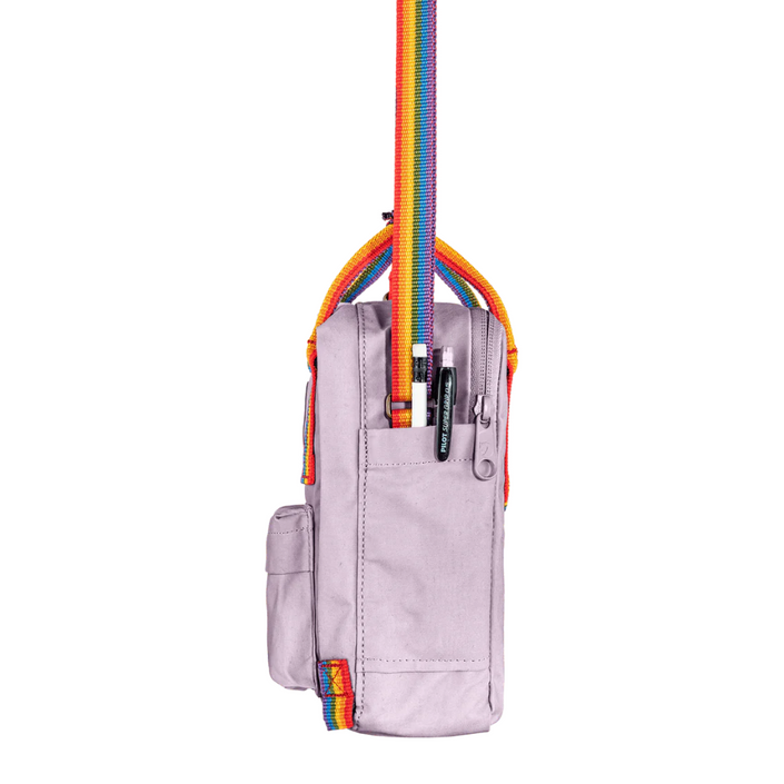 FJÄLLRÄVEN Kånken Rainbow Sling Carry Bag - Cobalt Blue