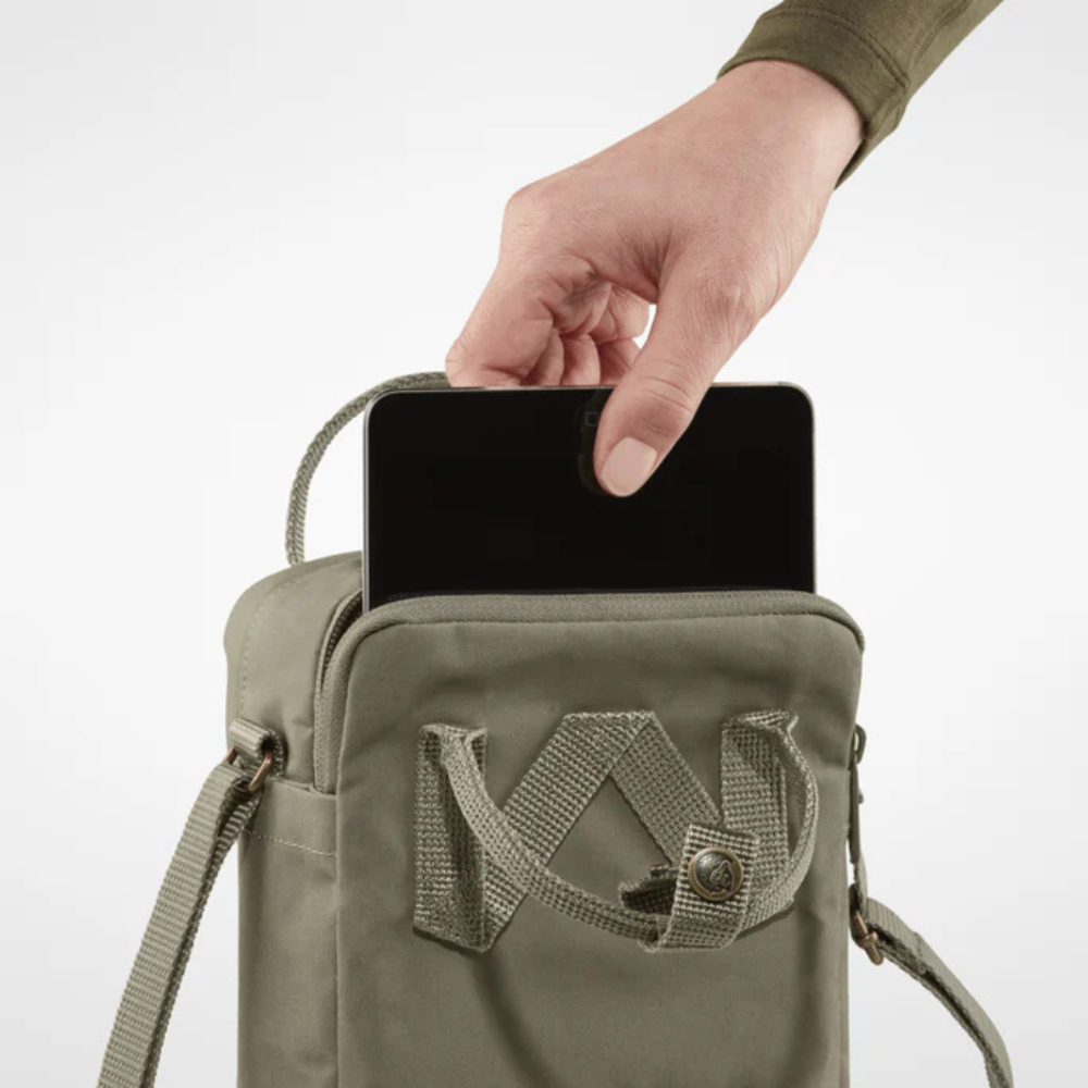 Load image into Gallery viewer, FJÄLLRÄVEN Kånken Sling Carry Bag - Blackberry