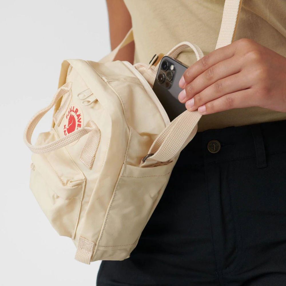 Load image into Gallery viewer, FJÄLLRÄVEN Kånken Sling Carry Bag - Blackberry