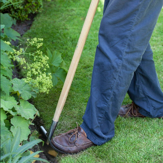 BURGON & BALL BoronGreen Lawn Edger - RHS Endorsed