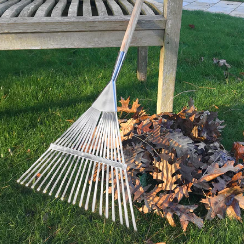 Load image into Gallery viewer, BURGON &amp; BALL BoronGreen Lawn Rake - RHS Endorsed