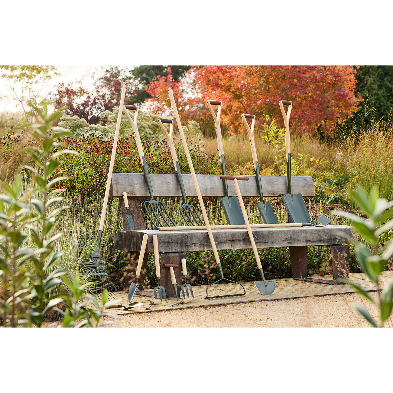 Load image into Gallery viewer, BURGON &amp; BALL BoronGreen Dutch Hoe - RHS Endorsed