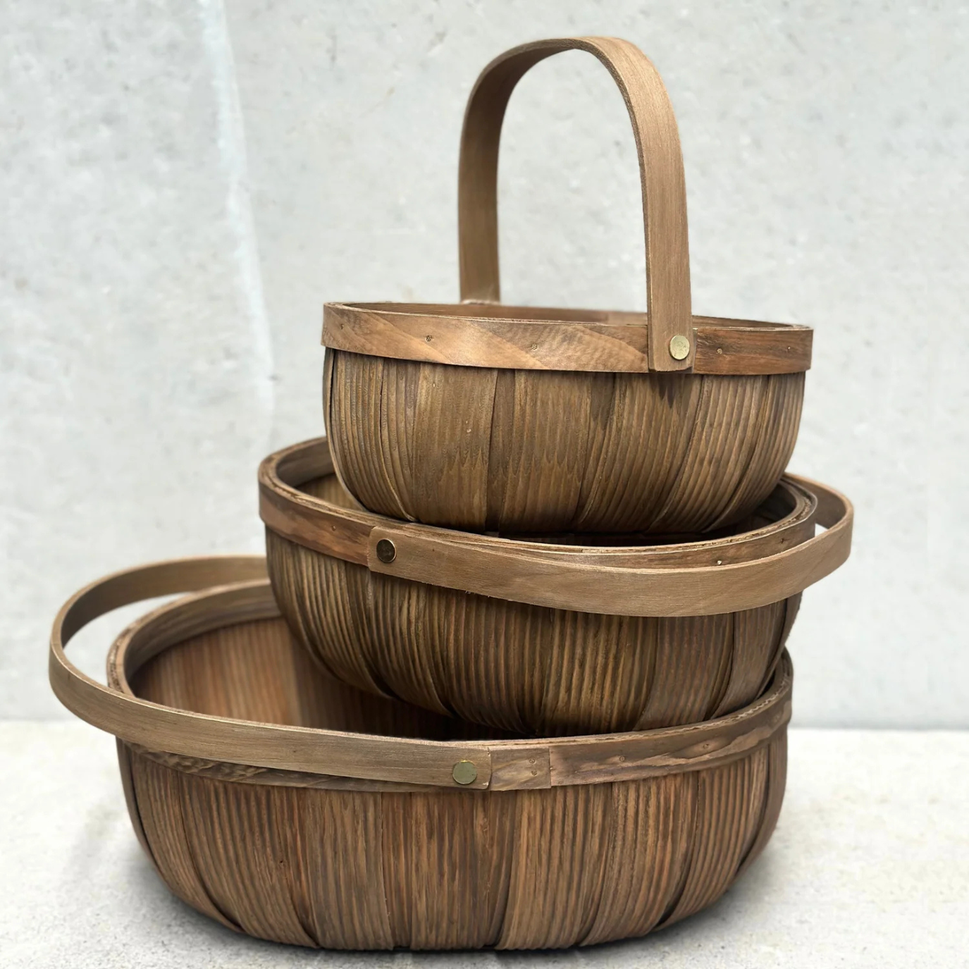 Load image into Gallery viewer, MARTHA’S VINEYARD Wicker Bushel Baskets - Set of 3