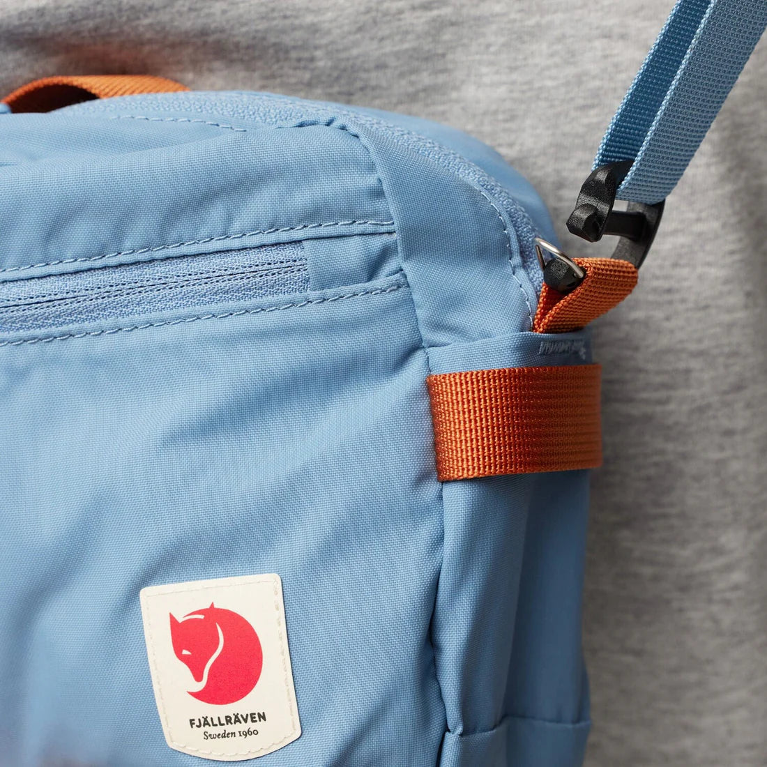 Load image into Gallery viewer, FJALLRAVEN High Coast Crossbody Bag - Navy