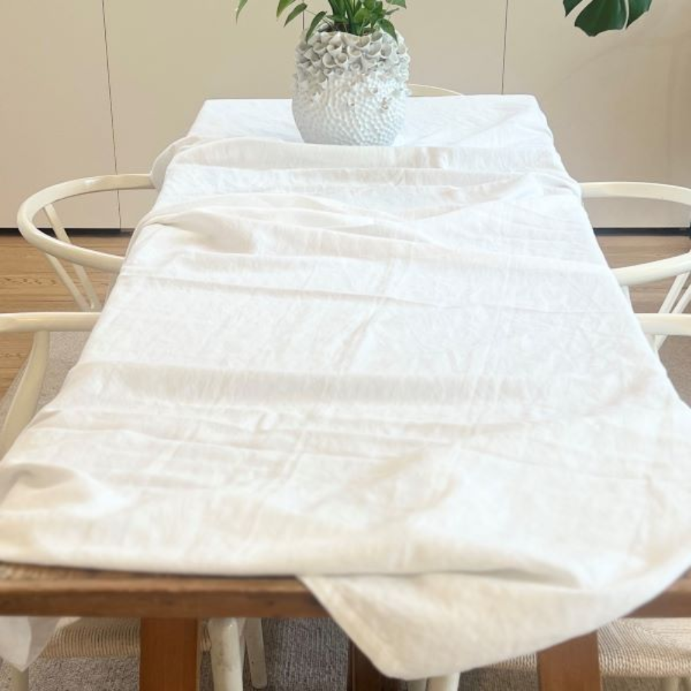 IVORY HOUSE Enzyme Tablecloth 250cm - White