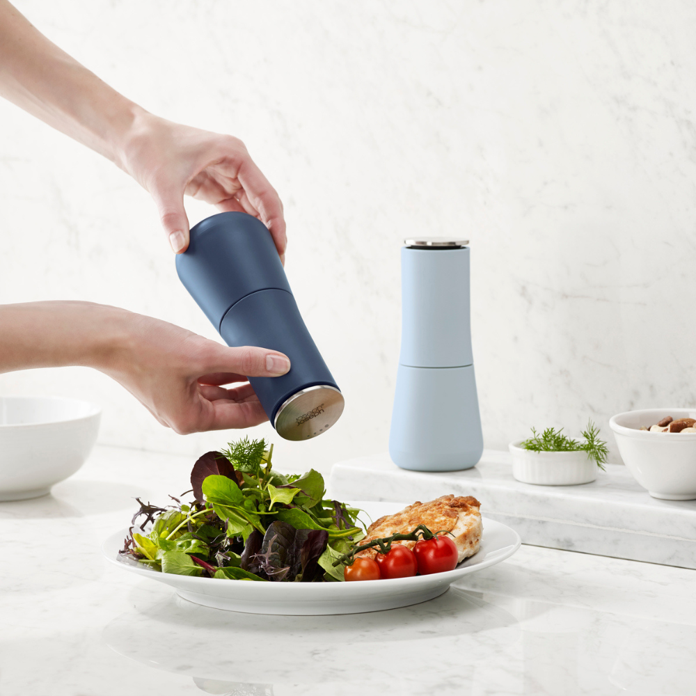 Load image into Gallery viewer, JOSEPH JOSEPH Editions Milltop™ Salt &amp; Pepper Mills - Sky Blue