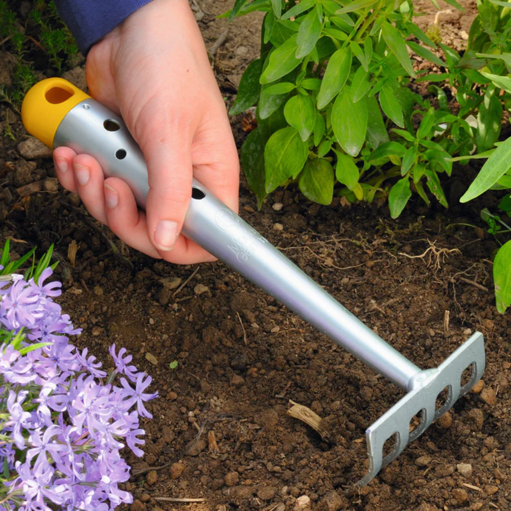 Load image into Gallery viewer, WOLF GARTEN Small Garden Rake - Galvanised
