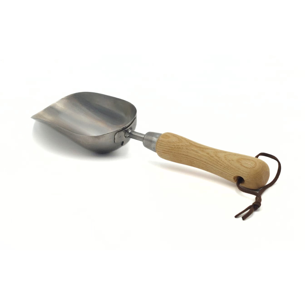 Load image into Gallery viewer, MARTHA&#39;S VINEYARD Soil Scoop - Stainless Steel