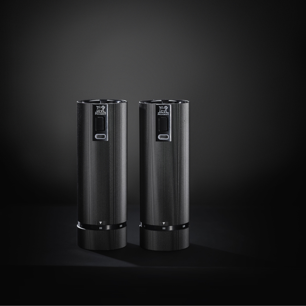 Load image into Gallery viewer, PEUGEOT Line Night Electric u&#39;Select Salt/Pepper Mill Set Matt Black - 15cm