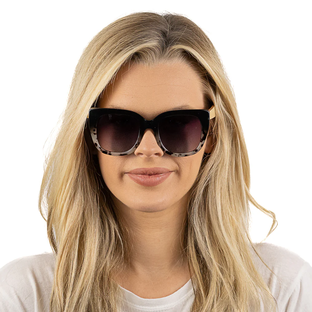 Load image into Gallery viewer, SOEK Adult Polarised Sunglasses - Riviera Black/Ivory Tortoise