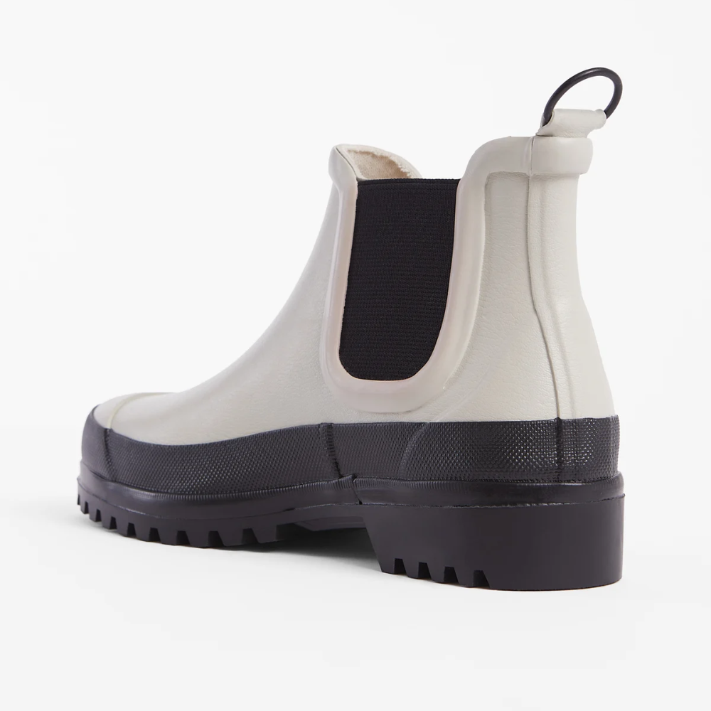 Load image into Gallery viewer, STUTTERHEIM Chelsea Rainwalker - Oyster/Black