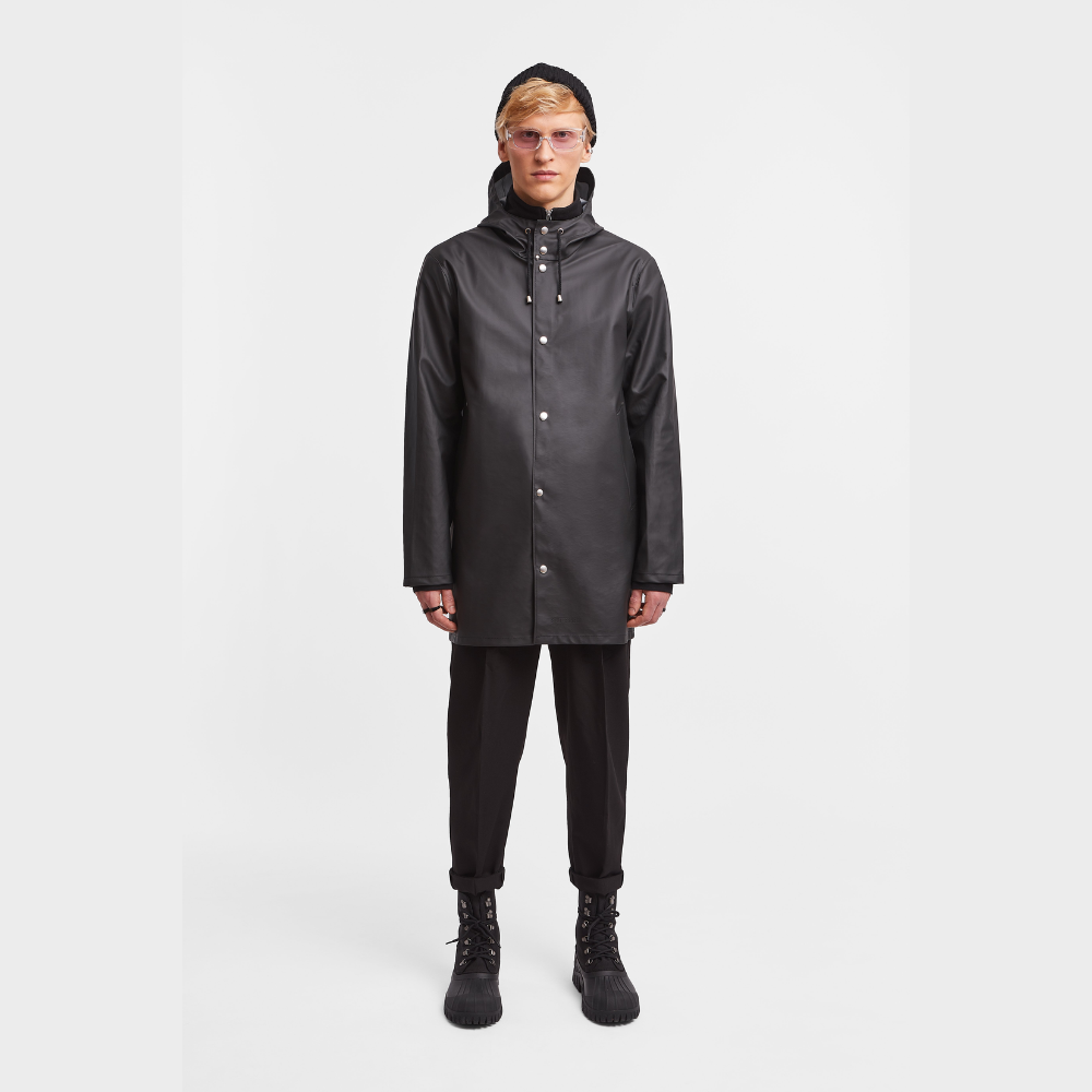 Load image into Gallery viewer, STUTTERHEIM Stockholm Lightweight Raincoat - Black