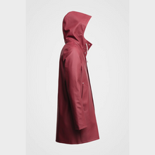 Load image into Gallery viewer, STUTTERHEIM Stockholm Raincoat - Burgundy