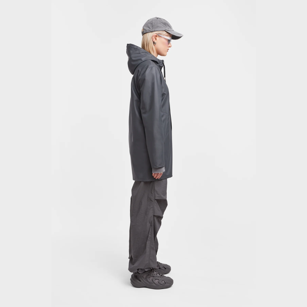 Load image into Gallery viewer, STUTTERHEIM Stockholm Raincoat - Charcoal