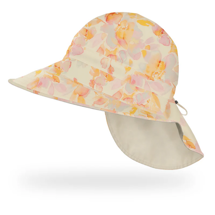 SUNDAY AFTERNOONS Natural Blend Cape Hat - Magnolia/Pink Petals