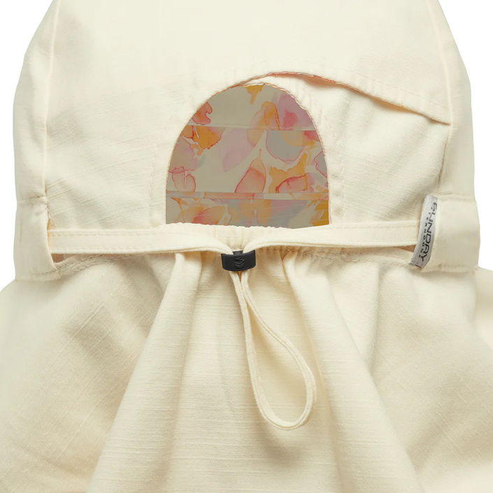 SUNDAY AFTERNOON Natural Blend Cape - Magnolia/Pink Petals