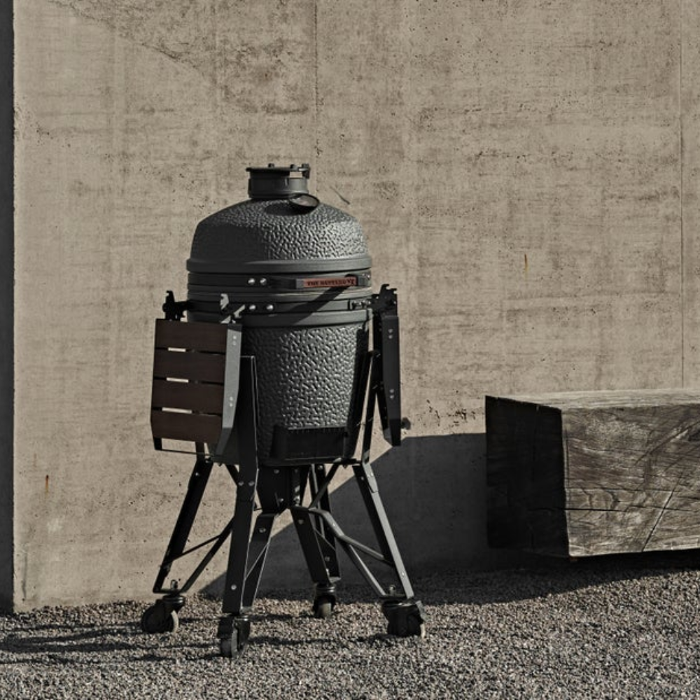 Load image into Gallery viewer, THE BASTARD VX Complete Kamado Charcoal Grill - Medium