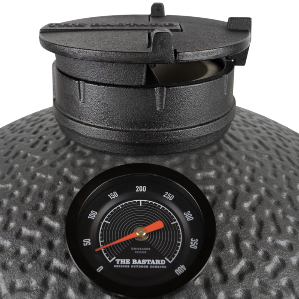 Load image into Gallery viewer, THE BASTARD VX Complete Kamado Charcoal Grill - Medium