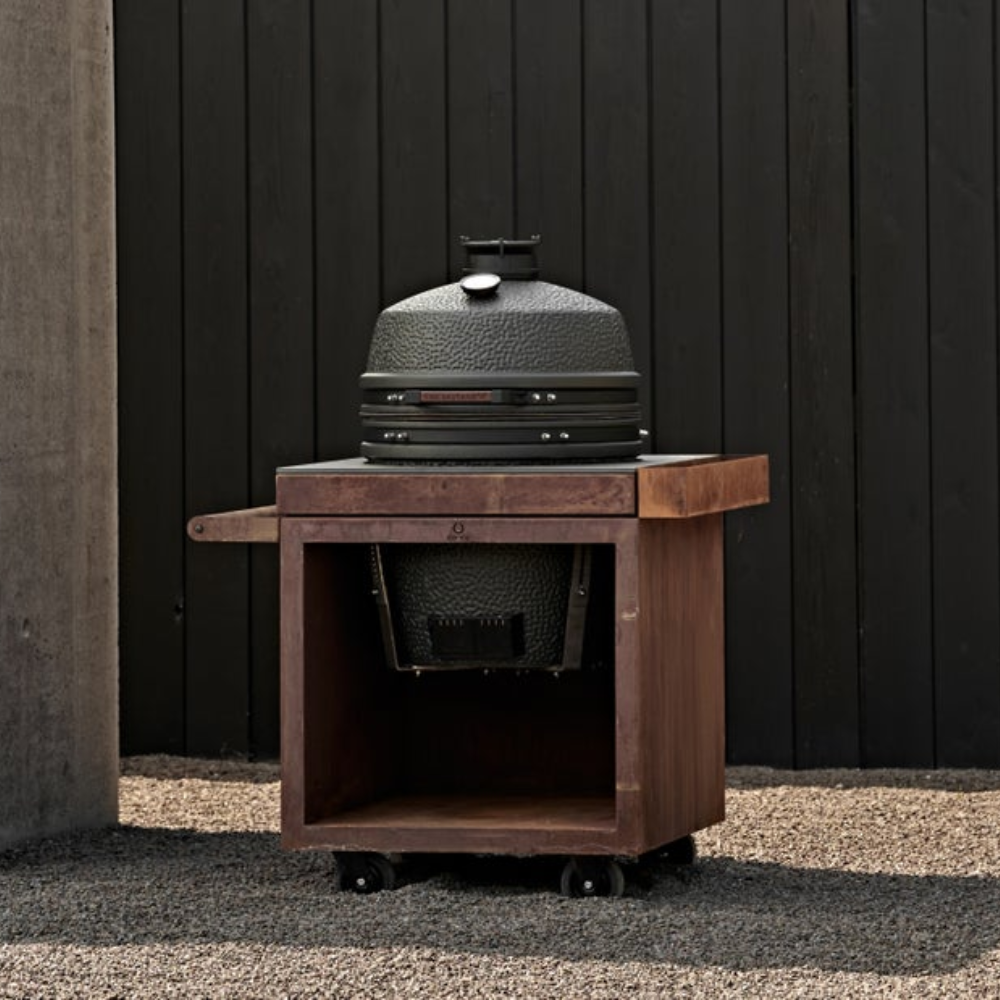 Load image into Gallery viewer, THE BASTARD VX Solo Kamado Charcoal Grill - Large