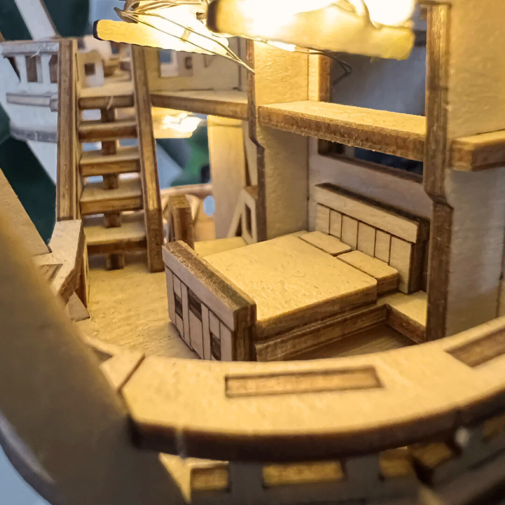 Load image into Gallery viewer, TINY TREEHOUSES DIY Model Kit - Horizons Edge