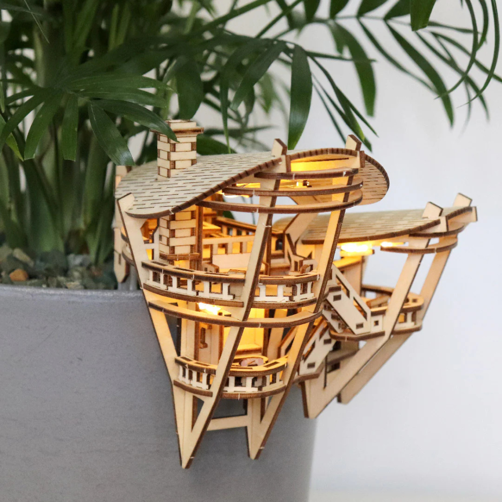 Load image into Gallery viewer, TINY TREEHOUSES DIY Model Kit - Horizons Edge