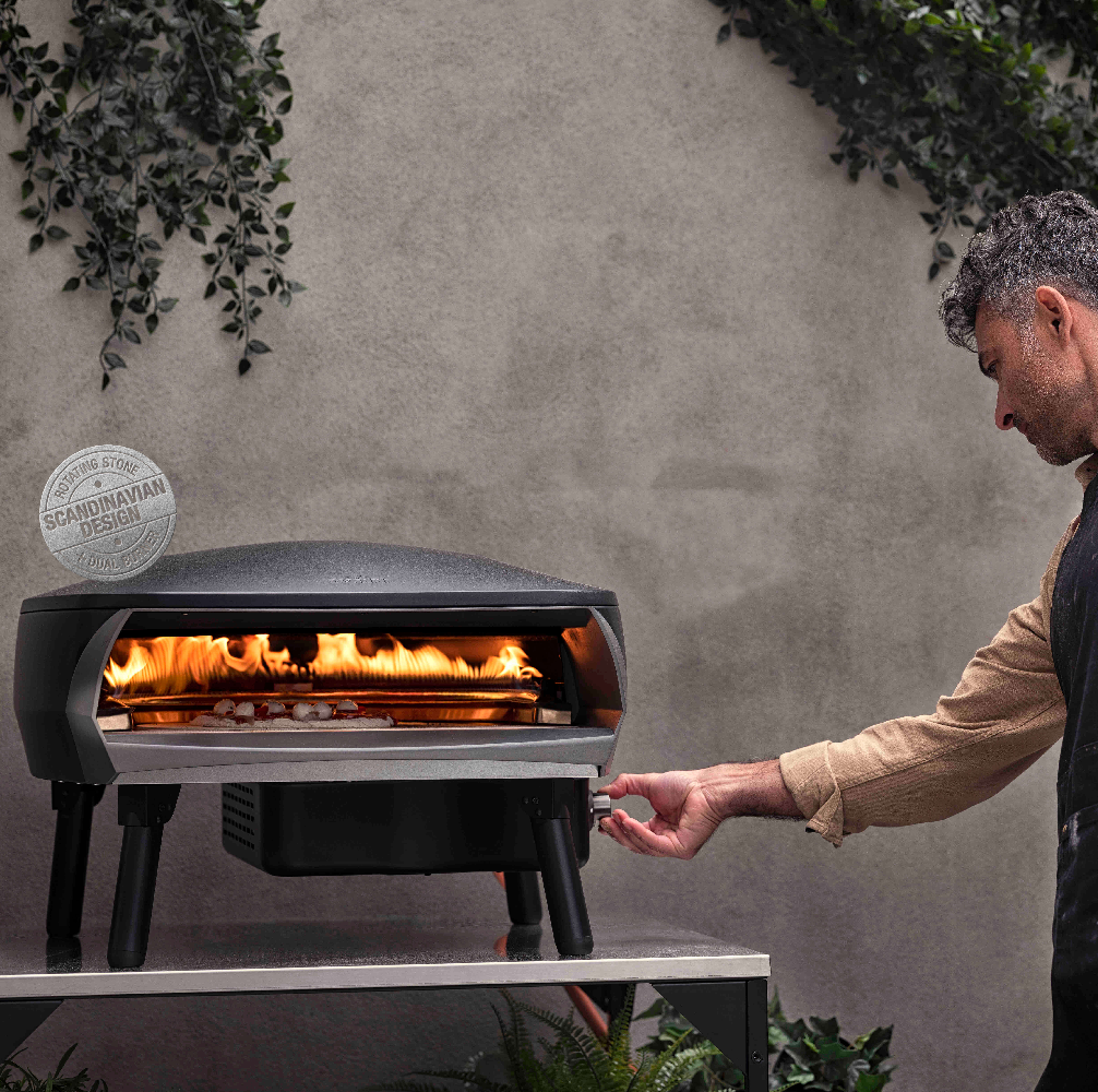 Load image into Gallery viewer, WITT Etna Rotante 16&quot; Gas Oven Starter Kit - Black with 14&quot; Pizza Peel, Cover &amp; Temp Checker