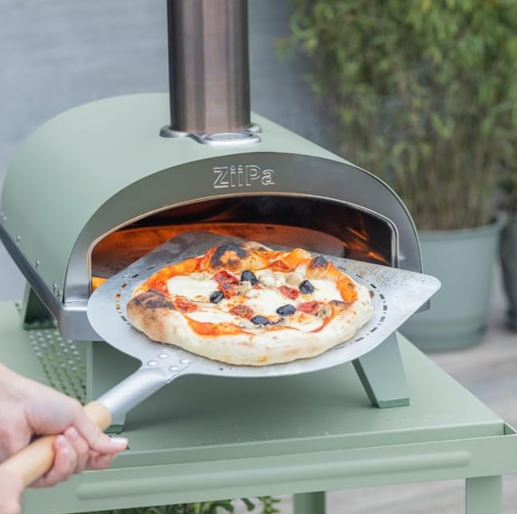 Load image into Gallery viewer, ZiiPa Aquila Perforated Pizza Peel