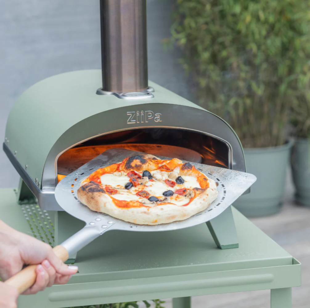 Load image into Gallery viewer, ZiiPa Eva Perforated Pizza Peel w/ Short Handle