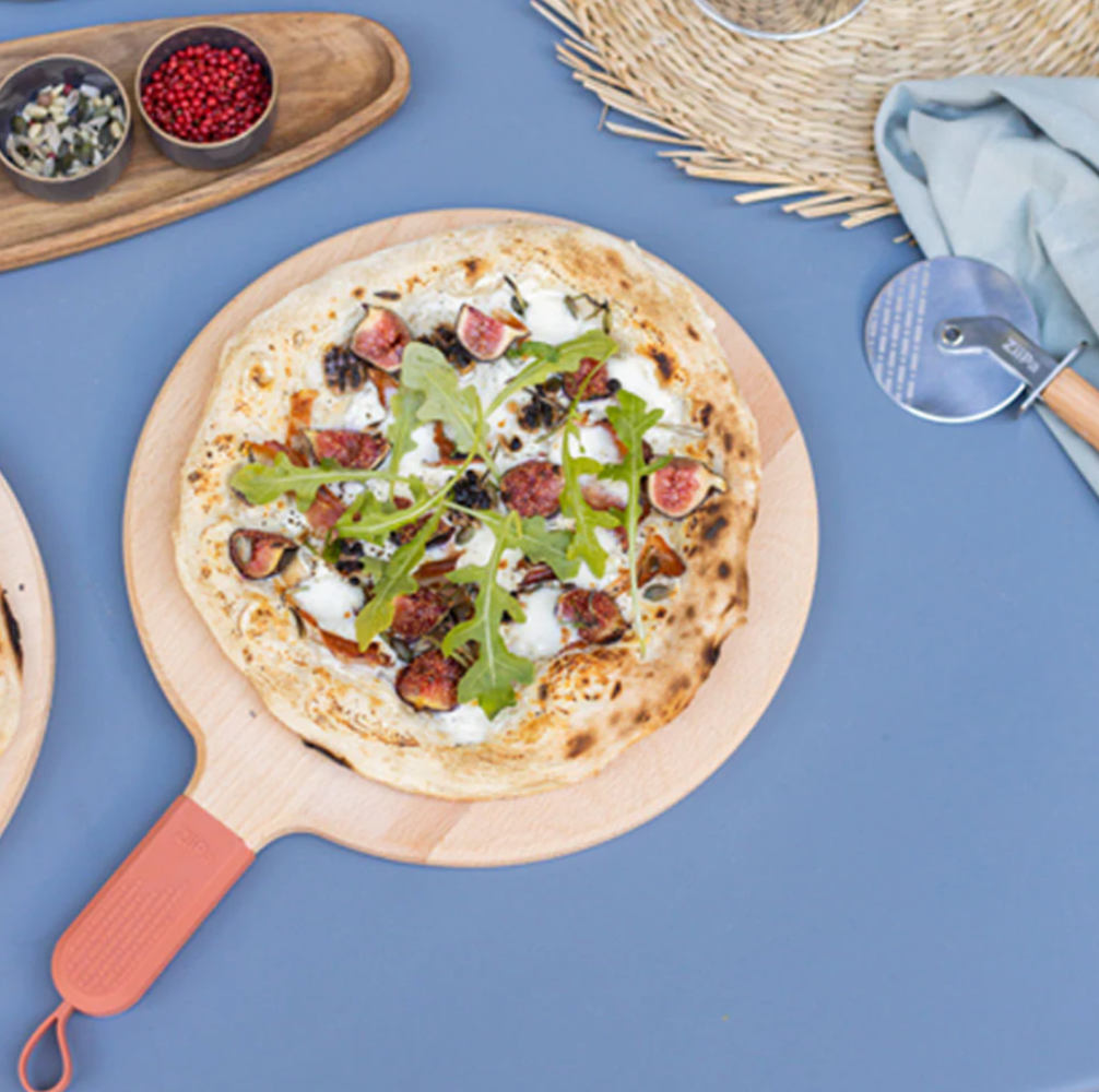 Load image into Gallery viewer, ZiiPa Sora Beech Pizza Serving Board 31cm - Terracotta