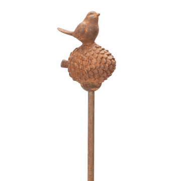 MARTHA'S VINEYARD Garden Stakes Rust Finish - Pinecone
