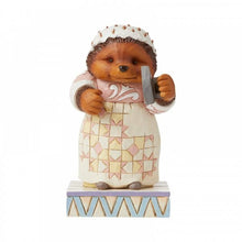Load image into Gallery viewer, PETER RABBIT x JIM SHORE 14cm Mrs. Tiggy-Winkle