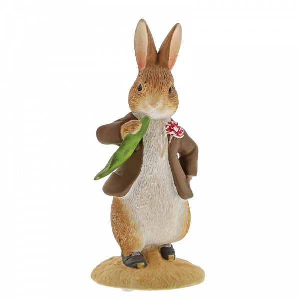 Load image into Gallery viewer, PETER RABBIT Beatrix Potter Miniature Figurine - Benjamin ate a Lettuce Leaf