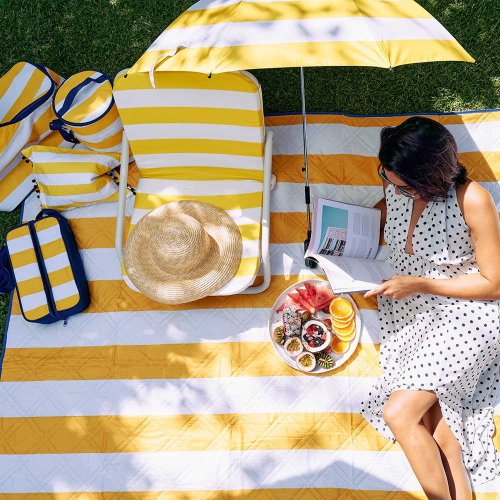 Load image into Gallery viewer, ANNABEL TRENDS Picnic Cooler Barrel Bag - Yellow Stripe