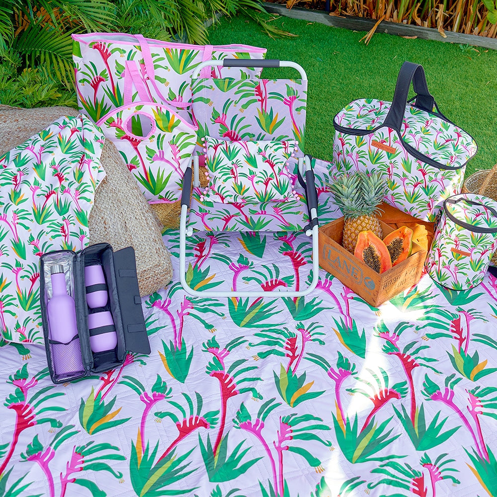 Load image into Gallery viewer, ANNABEL TRENDS Picnic Mat - Kangaroo Paw Pink
