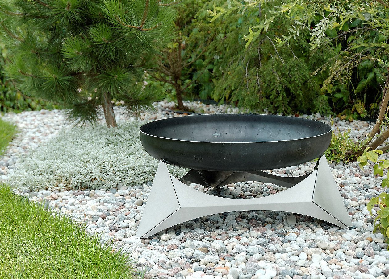 Load image into Gallery viewer, ALFRED RIESS Yanardag Steel Fire Pit - Medium