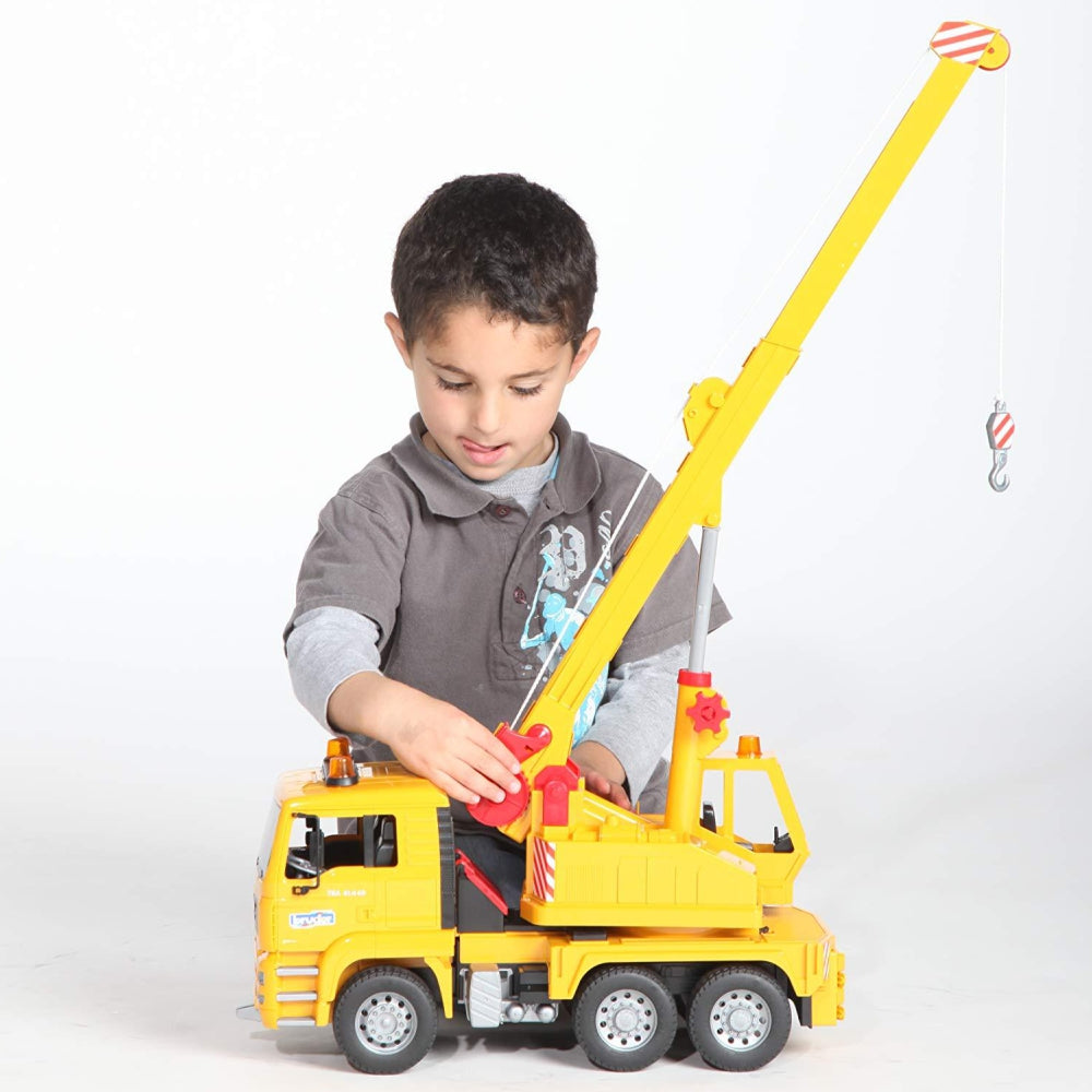 Load image into Gallery viewer, BRUDER MAN TGA Crane Truck 1:16