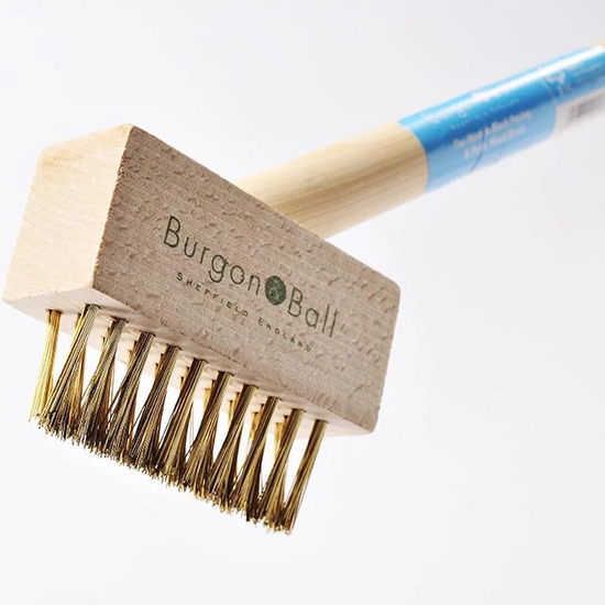 BURGON & BALL  |  Long Handled Miracle Block Paving Brush close up