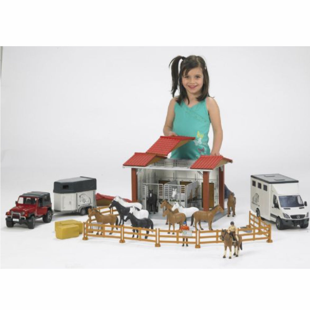 Load image into Gallery viewer, BRUDER Mercedes Benz Sprinter animal transporter  1:16