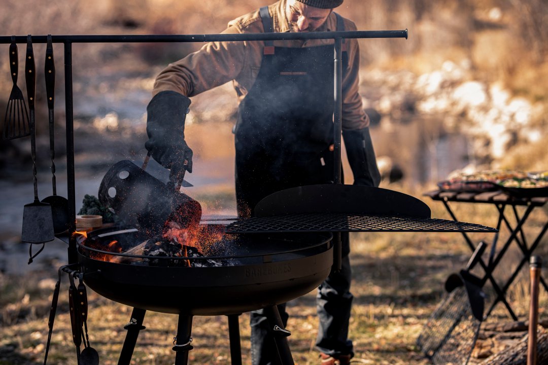 Load image into Gallery viewer, BAREBONES Cowboy Fire Pit &amp; Grill - 30&quot;