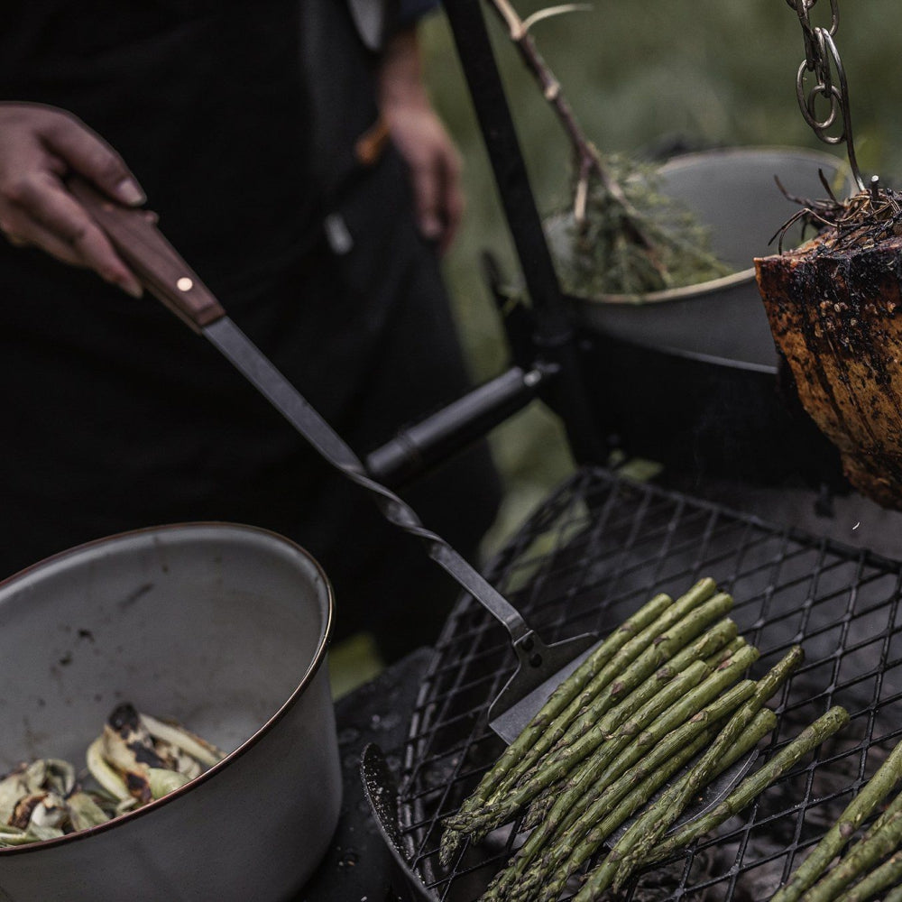 Load image into Gallery viewer, BAREBONES Cowboy Grill Spatula