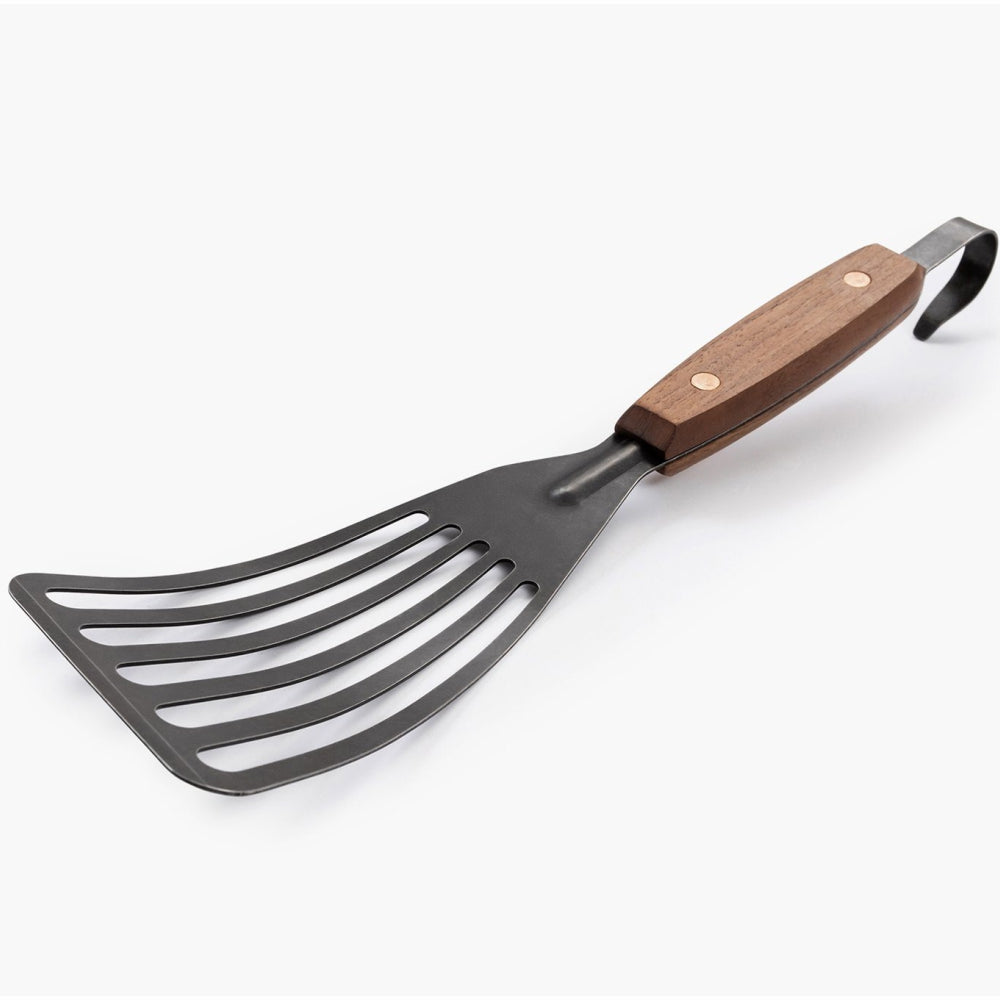 Load image into Gallery viewer, BAREBONES Cowboy Grill Fish Spatula