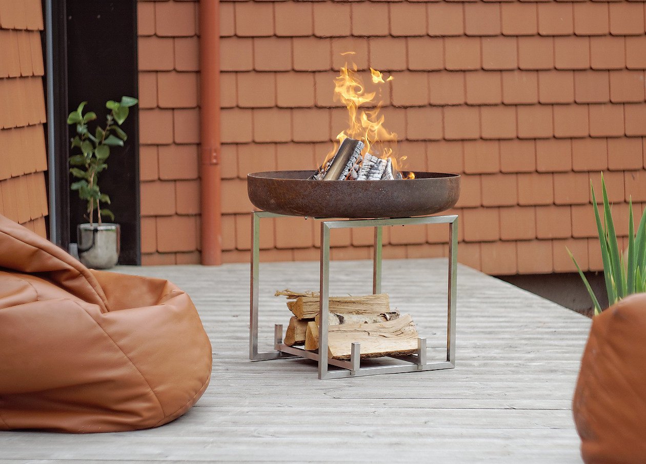 Load image into Gallery viewer, ALFRED RIESS Hekla Steel Fire Pit - Medium