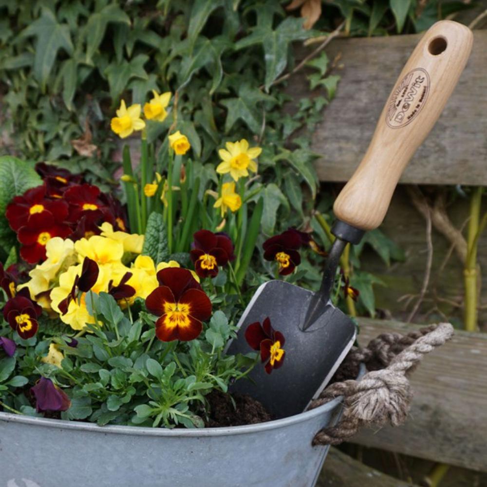 Load image into Gallery viewer, DEWIT Planting Trowel X-Treme Ash Handle 140mm