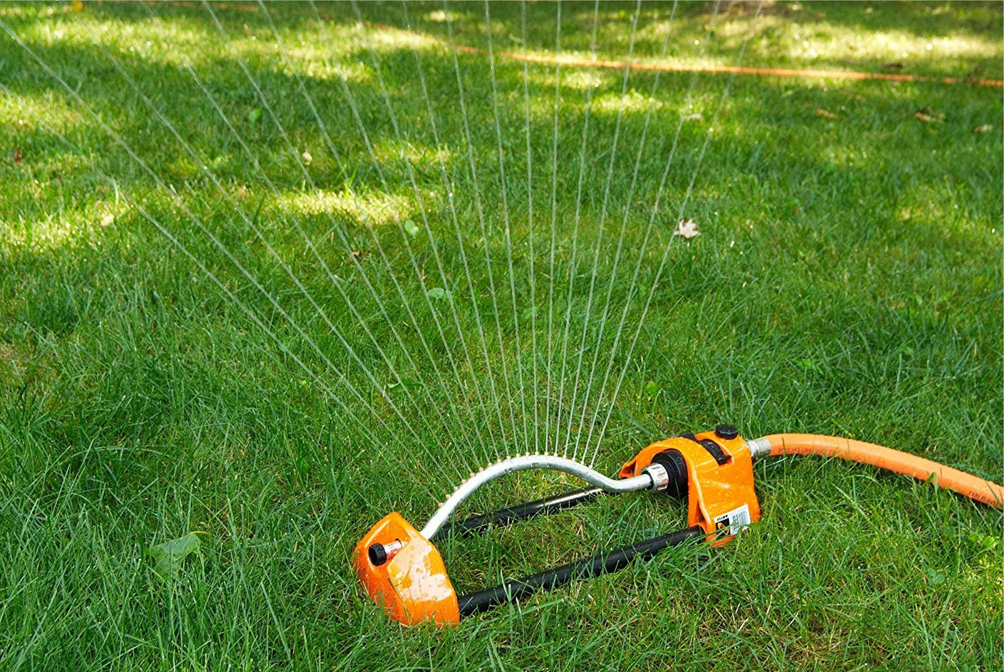 Load image into Gallery viewer, DRAMM ColourStorm Oscillating Garden Sprinkler - Green