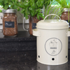 ESSCHERT DESIGN Onion Storage Tin
