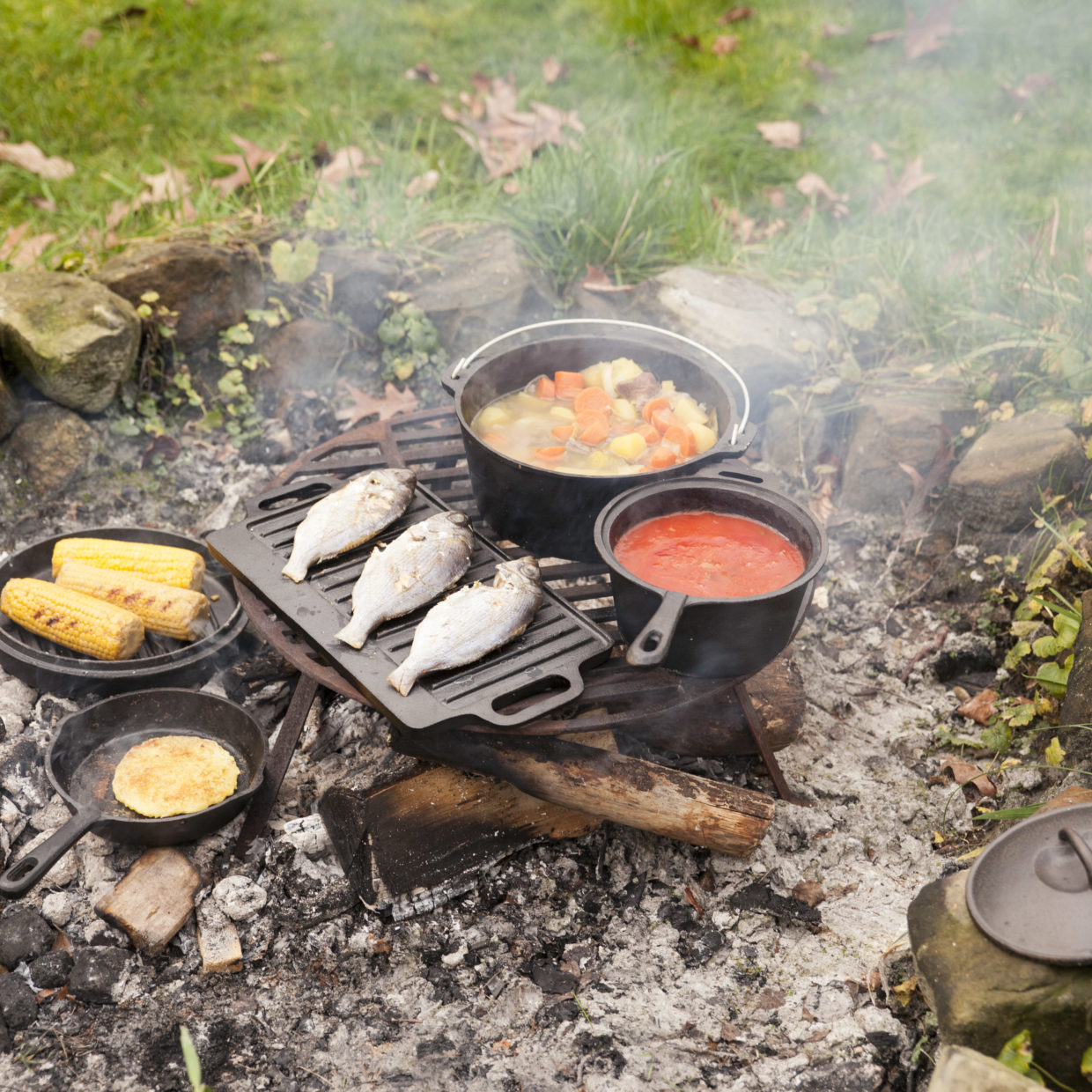 Load image into Gallery viewer, ESSCHERT DESIGN Dutch Oven Cooking Set 7 pcs