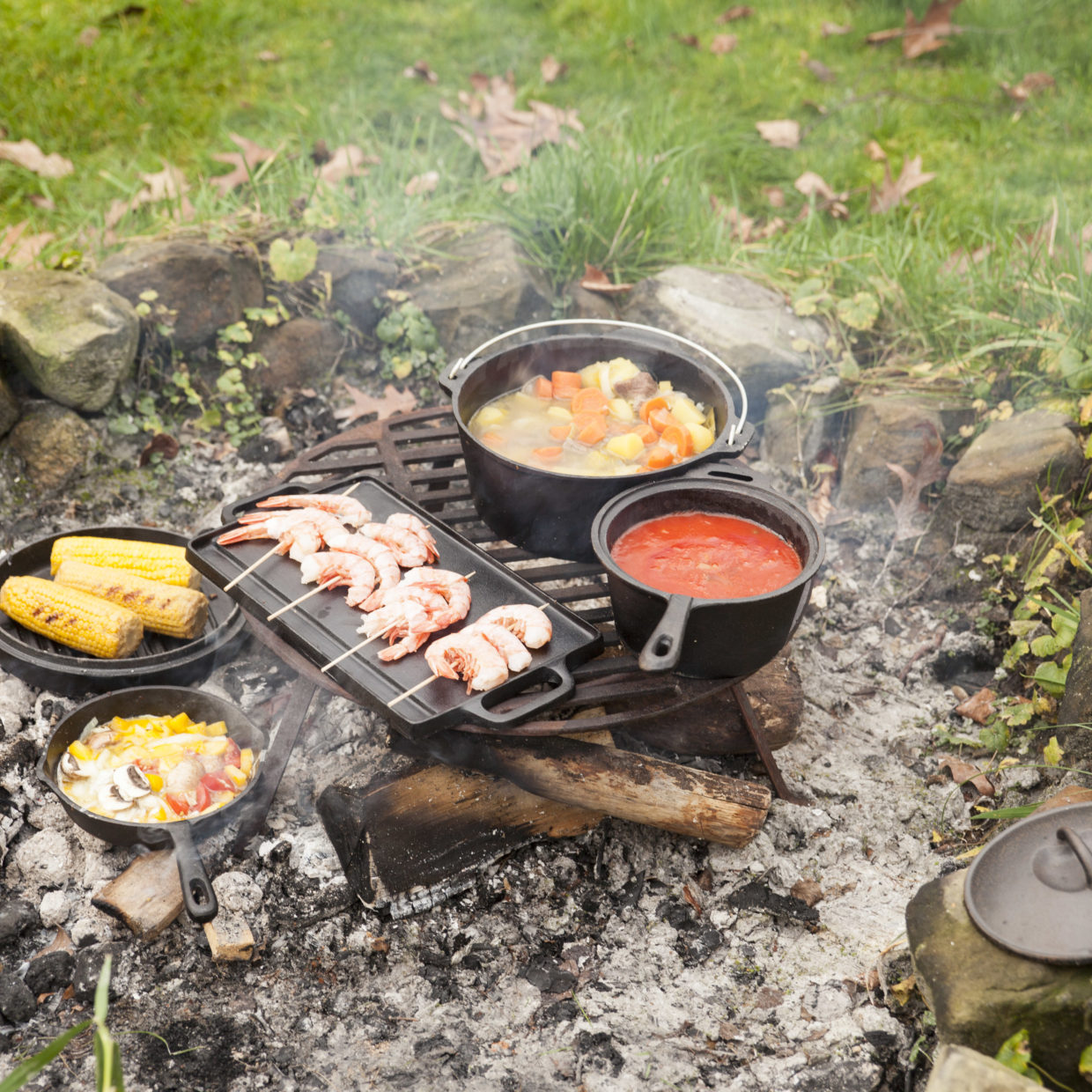 Load image into Gallery viewer, ESSCHERT DESIGN Dutch Oven Cooking Set 7 pcs