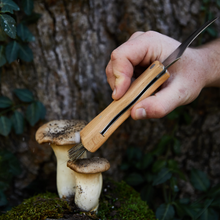Load image into Gallery viewer, GENTLEMENS HARDWARE Foraging Knife
