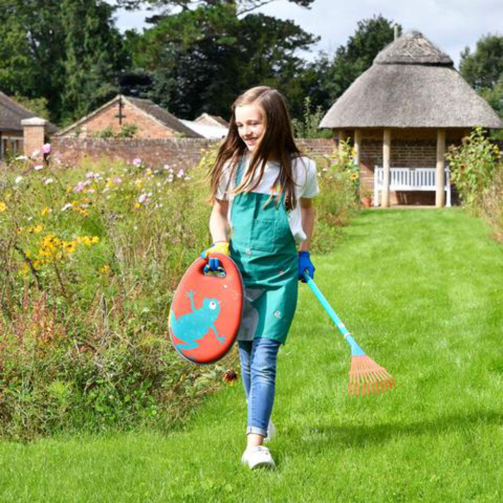 Load image into Gallery viewer, NATIONAL TRUST x BURGON &amp; BALL Childrens Frog Kneeler